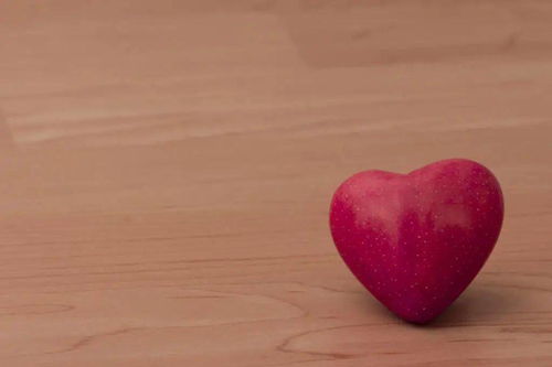 (大学生不恋爱的原因)调查显示56.9%的大学生对恋爱不感兴趣，心态有何变化?