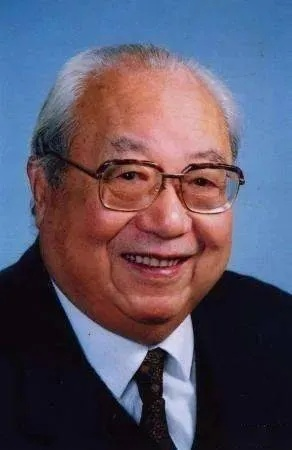 李云潜百度百科：中国杰出的法学家和国际法专家，生平事迹及成就详解