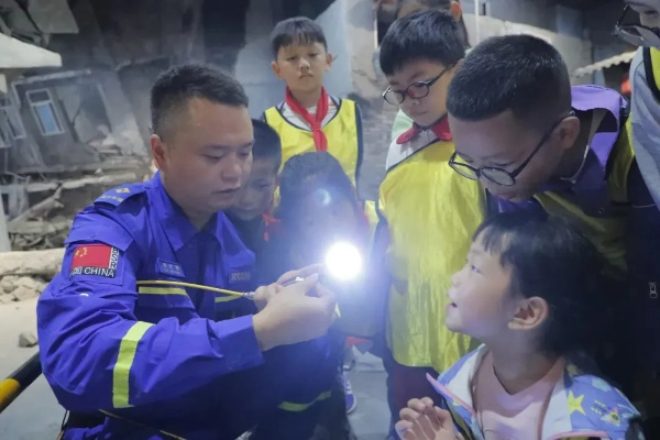 (黎明的救援)黎明救援官方网站：携手合作共筑美好未来