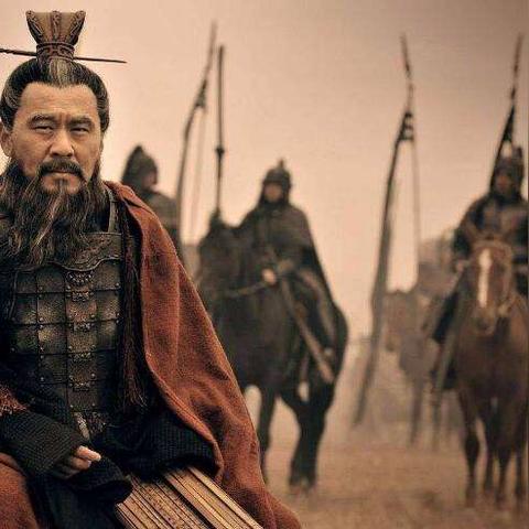 掌控历史，重塑帝国：体验天天三国志之君临三国的全新精彩玩法