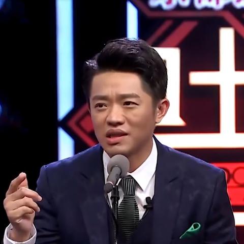 (传奇男生版演唱视频)男版传奇翻唱：重塑经典，呈现崭新魅力，让人耳目一新