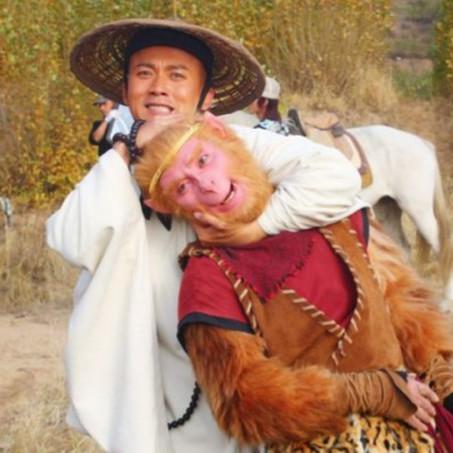 探索'剑镇三界微信小程序'：一款展现古代武术文化与科技结合的创新互动体验