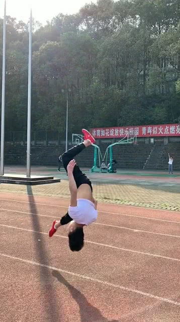 (不懈努力还是不懈奋斗)不懈努力的奋斗意味着追求目标的不懈努力和坚持不懈 (不懈努力还是不懈奋斗)不懈努力的奋斗意味着追求目标的不懈努力和坚持不懈