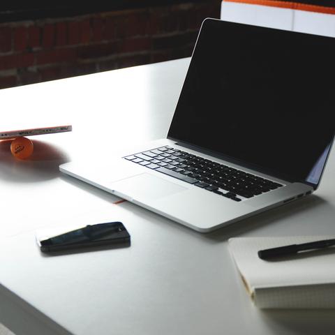 如何在电脑上同时登录两个微信账号？详细教程让你轻松实现多账号操作！