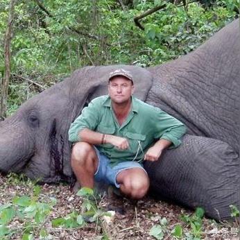 (超级猎手教程)超级猎手怎么玩？掌握游戏技巧，成为无敌猎人！