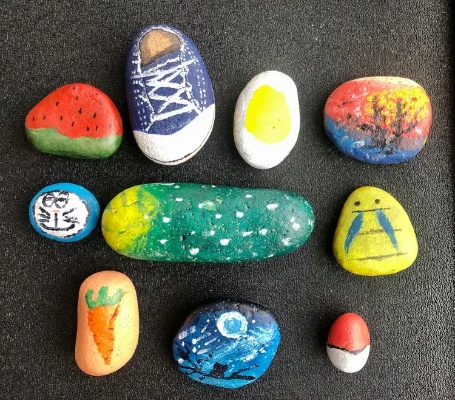 (小学生鹅卵石画)从一年级到三年级：探索鹅卵石画的奇妙世界