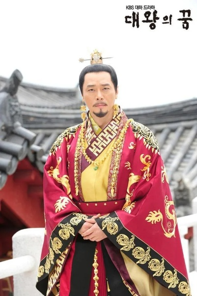 (大王之梦演员表)大王之梦剧情简介：一位普通人的奇幻冒险之旅