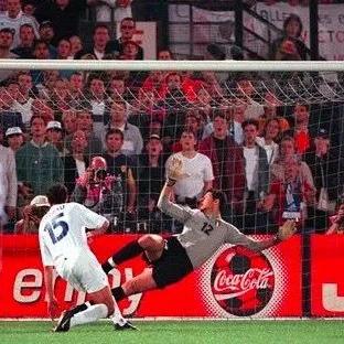 (足坛之我为豪门 小说)足坛之我为豪门：闪耀的辉煌，绝对的实力