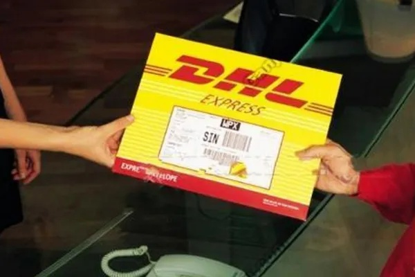 (用什么快递邮电脑好)什么快递公司适合邮寄电脑？电脑快递该选用哪家物流公司呢？