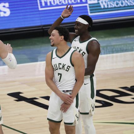 (最后一场战争电影)体验最后一场战斗的刺激！线上观看一触即发的紧张局势