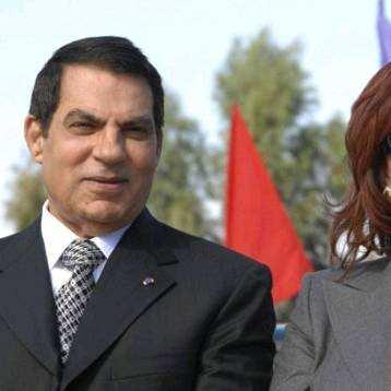 阿拉伯帝国的政治制度：从君主制到中央集权-阿拉伯帝国政治权力演变历程