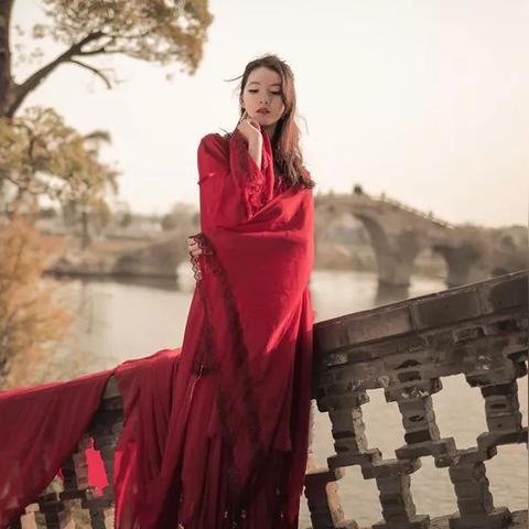 (红尘浮华的所有小说作品)红尘和浮华之间深刻的联系，缠绵不绝