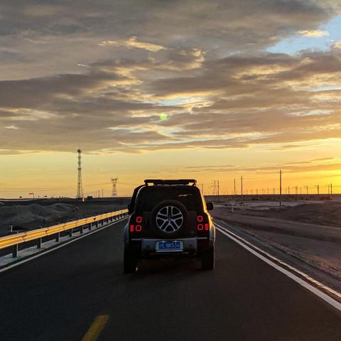 挑战极限，征战荣耀！《极限挑战3荣耀之战手游》震撼来袭，敢战谁与争锋？