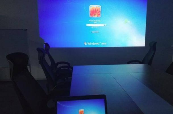 (电脑无法连接投影仪怎么回事)电脑无法连接到投影仪，怎么解决？详细设置步骤分享