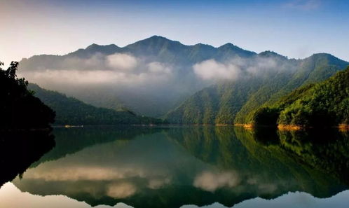 (山水灵气的诗词)“具有山川灵气的女性名字：浮云翠娟，山水舒然”