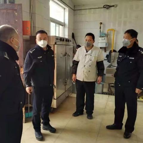 (战地无声)战地无疆平民养几队？军事专家揭秘民间军队实力底蕴