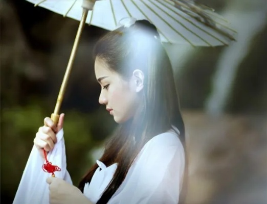 怀念往事，暴走梦幻折相思，浮生若梦，别离情长绵。