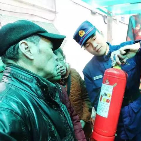 探讨现代英雄: 以超级救火队员完整版为例呈现新时代的消防勇士形象