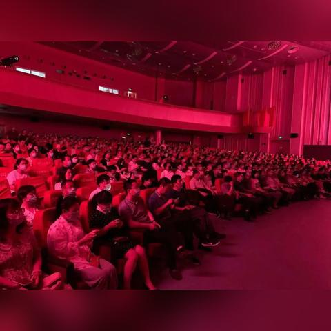 (英雄献礼)探索英雄之境：呈献全英雄图片合集