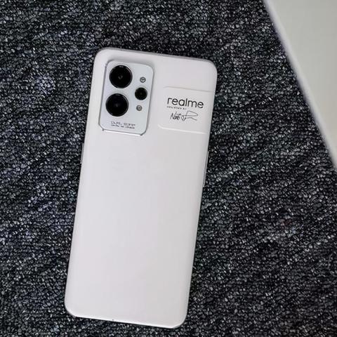 详细教程：普通玩家如何在《极品飞车集结》中实现换号登陆操作