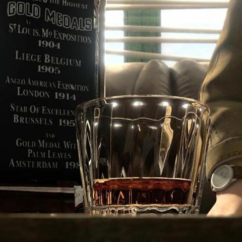 作为科幻爱好者，你不应错过《完美入侵》：探寻这本书为何值得一看的精彩理由