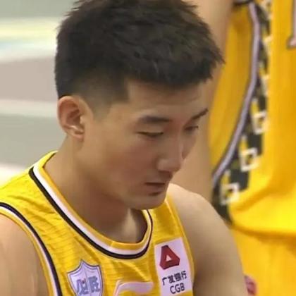 三国英雄之五虎斩魔兽：创新融合传统历史和魔幻元素的新型角色扮演游戏体验