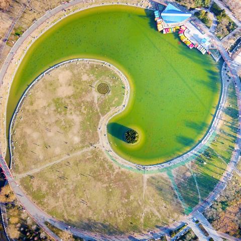 (宇宙阴阳概论)探索宇宙奥秘：探寻宇宙十大规律中的阴阳之谜