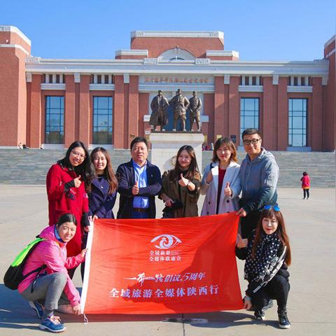 (时尚界革命)从锦衣天下到刷情,一场时尚革命的全面介绍与深度分析 (时尚界革命)从锦衣天下到刷情,一场时尚革命的全面介绍与深度分析