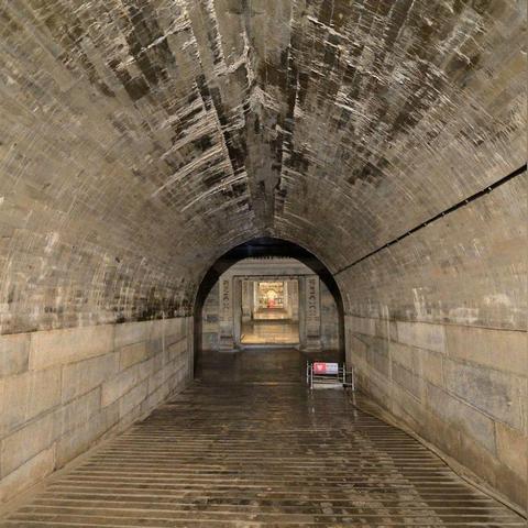 (少年秦始皇扮演者有哪些)「少年帝王传秦始皇当当：重返历史，探寻权力与征服的传奇」