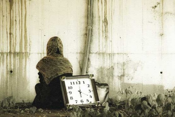 (最后的孤独者事件)探讨孤独与绝望：最后一个地球人的遗留音乐之旅