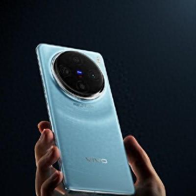 (星轨有什么象征意义)星轨在爱情中象征着什么？揭示浪漫关系中的永恒与变化