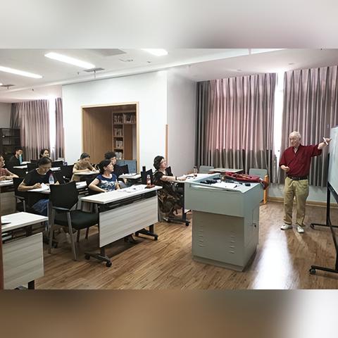 (如果可以早点回家音乐怎么过)如果可以早点回家，我会用音乐填满空荡的房间